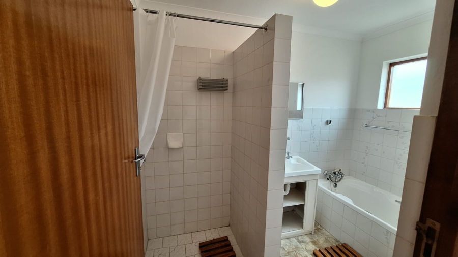 3 Bedroom Property for Sale in Stilbaai Wes Western Cape